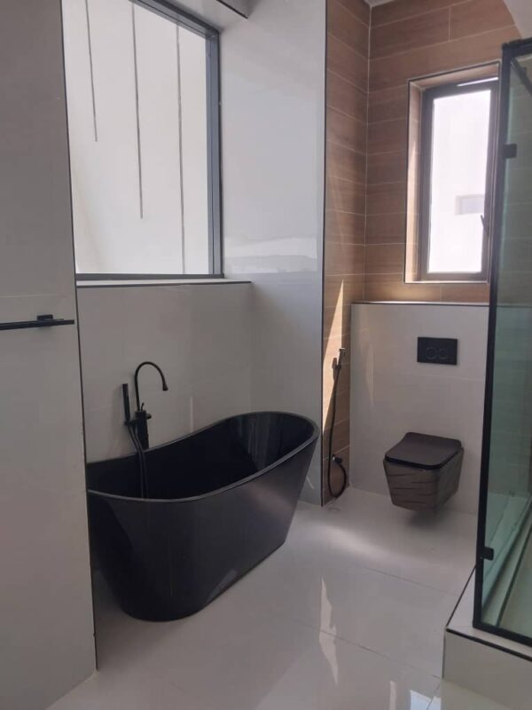 WELL-BUILT 4-BEDROOM DETACHED DUPLEX WITH SWIMMING POOL - Image 10