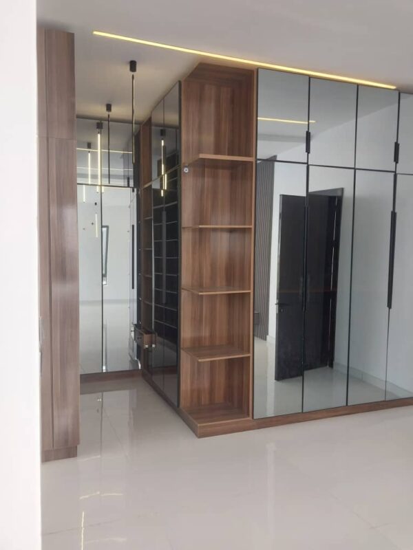 WELL-BUILT 4-BEDROOM DETACHED DUPLEX WITH SWIMMING POOL - Image 7