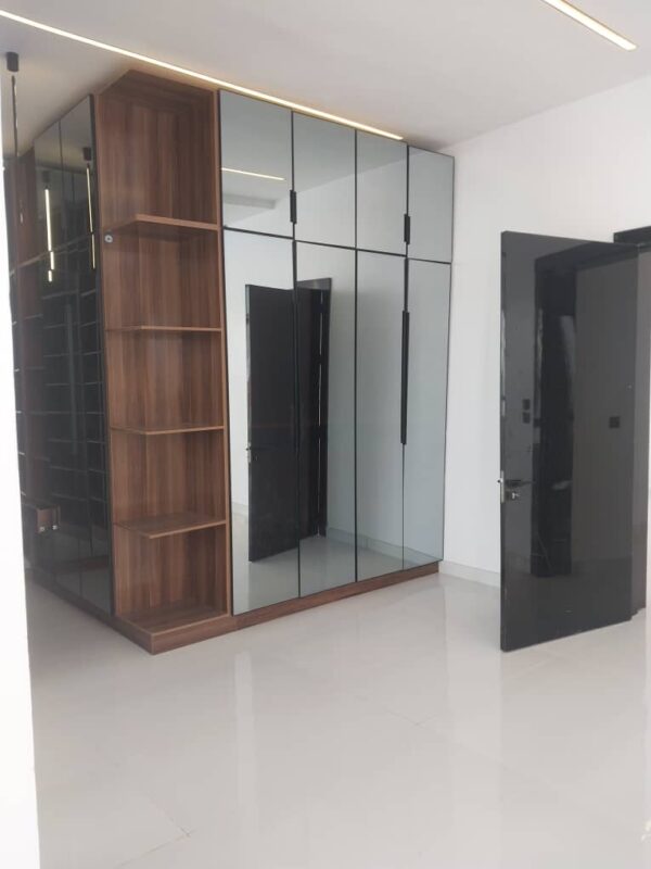 WELL-BUILT 4-BEDROOM DETACHED DUPLEX WITH SWIMMING POOL - Image 8