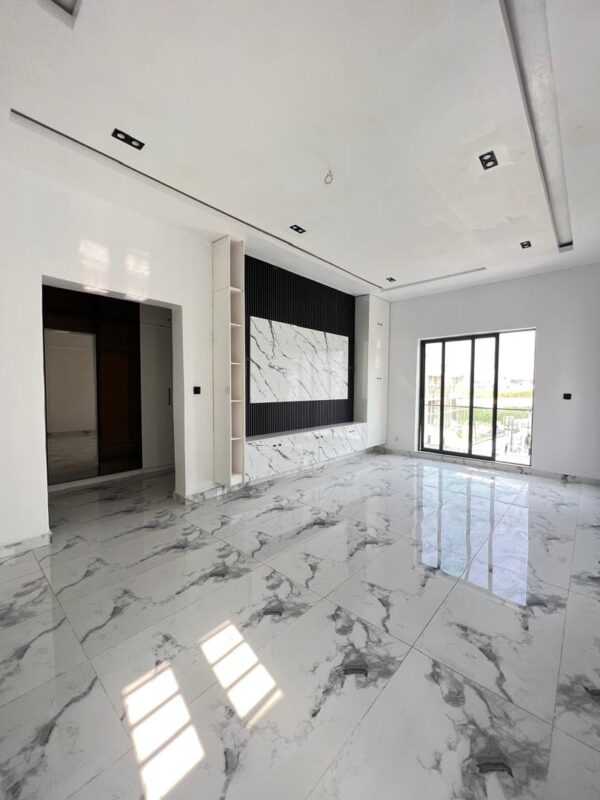 WELL FINISHED AND FITTED 4-BEDROOM SEMI-DETACHED DUPLEX WITH BQ - Image 7
