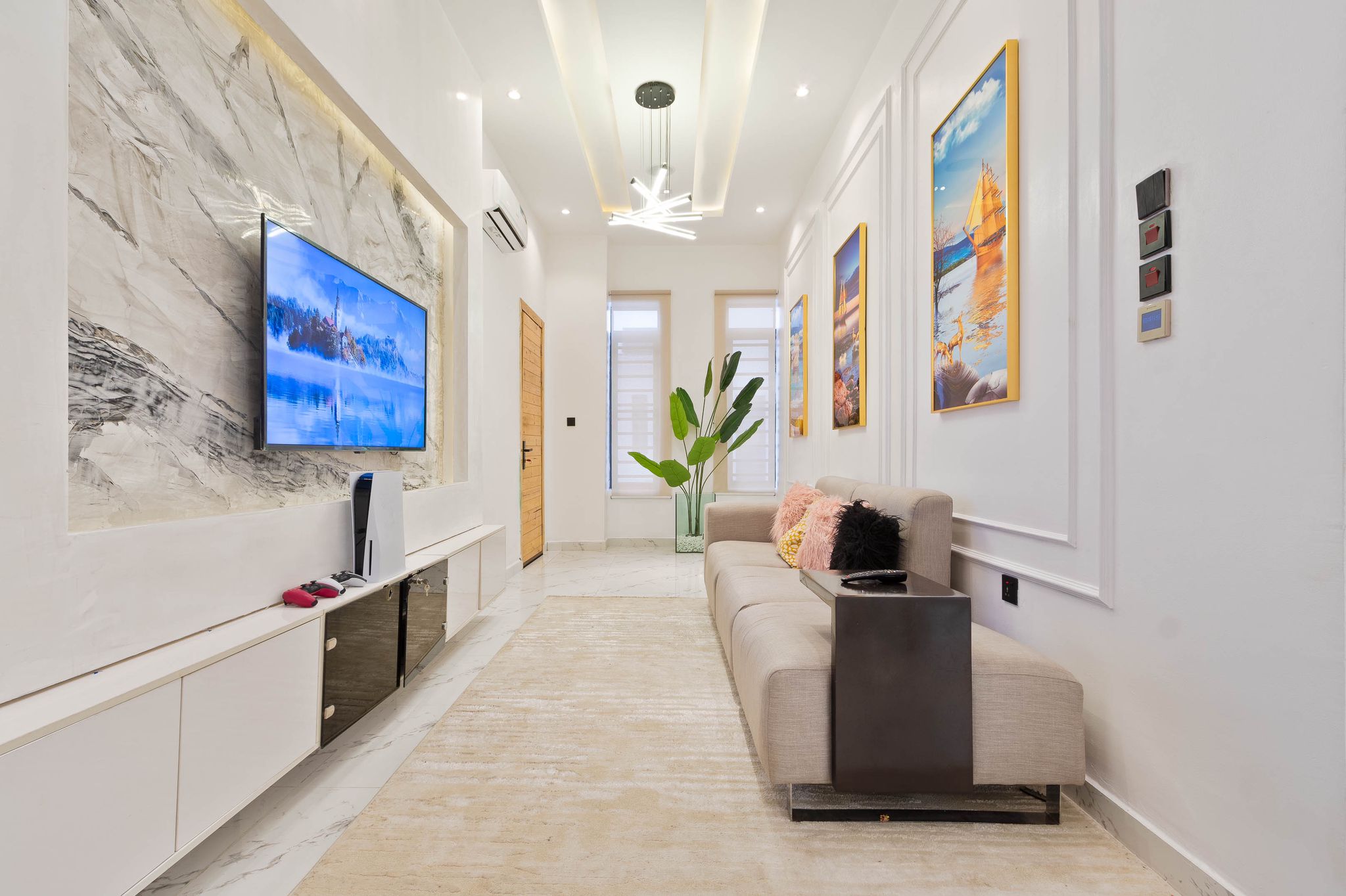 Luxury Home Features Ologolo, Lekki (before Agungi)