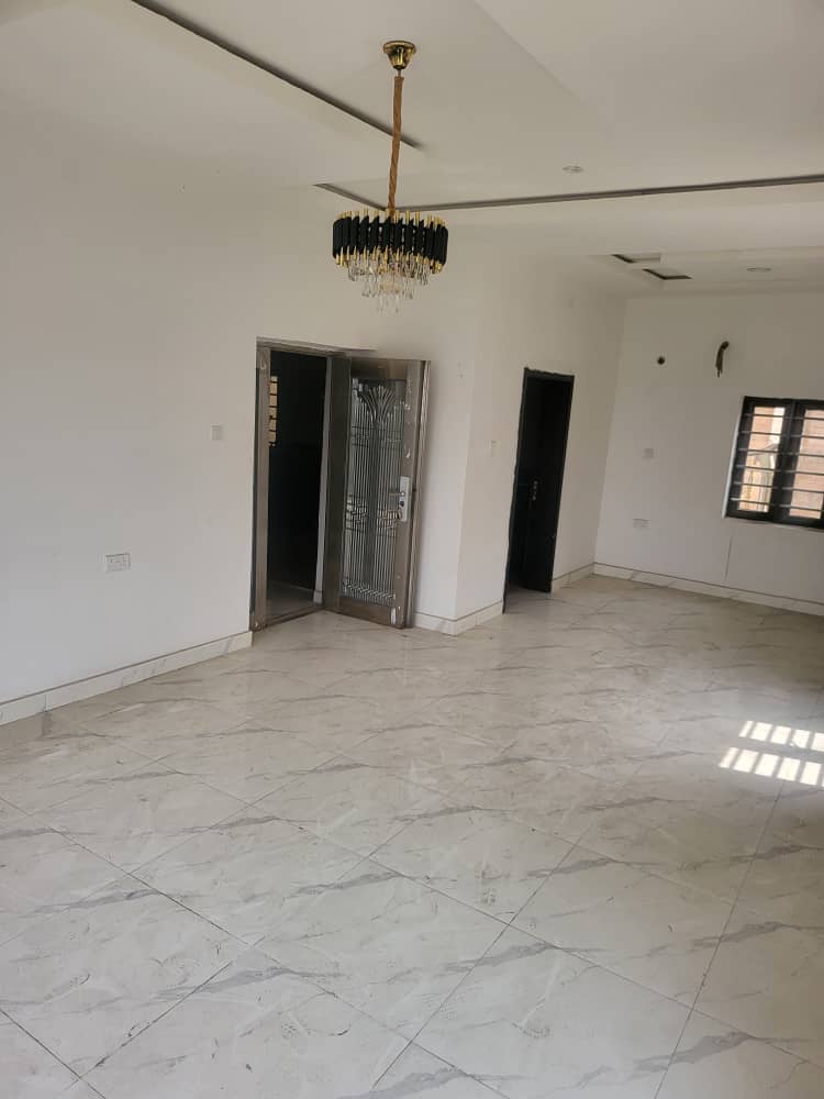 Luxury 5 Bedrooms Fully Detached Duplex with BQ